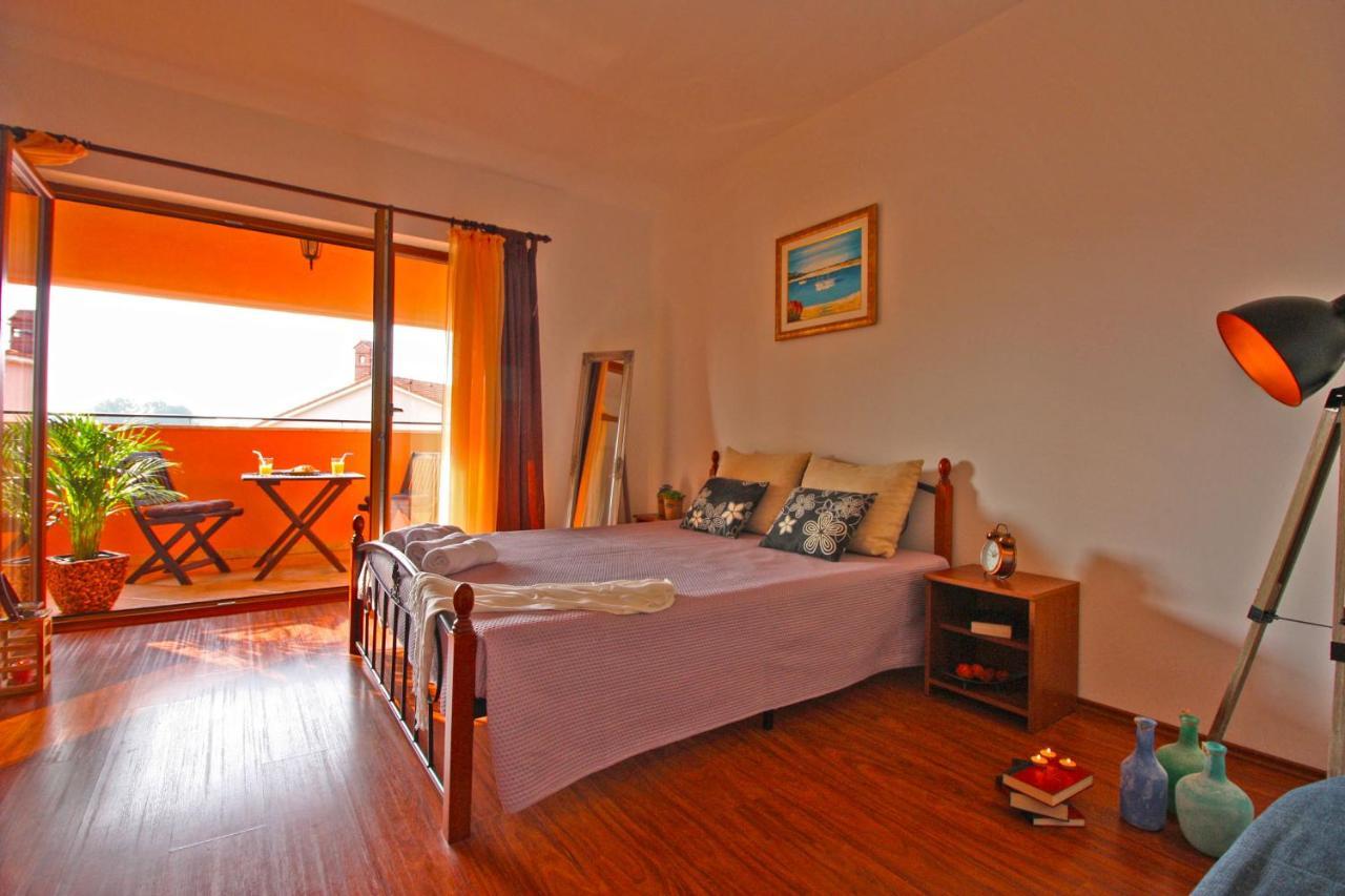 Brijunisol - 3 Apartments Top Position Near The Beautiful Beach Fazana Exterior photo